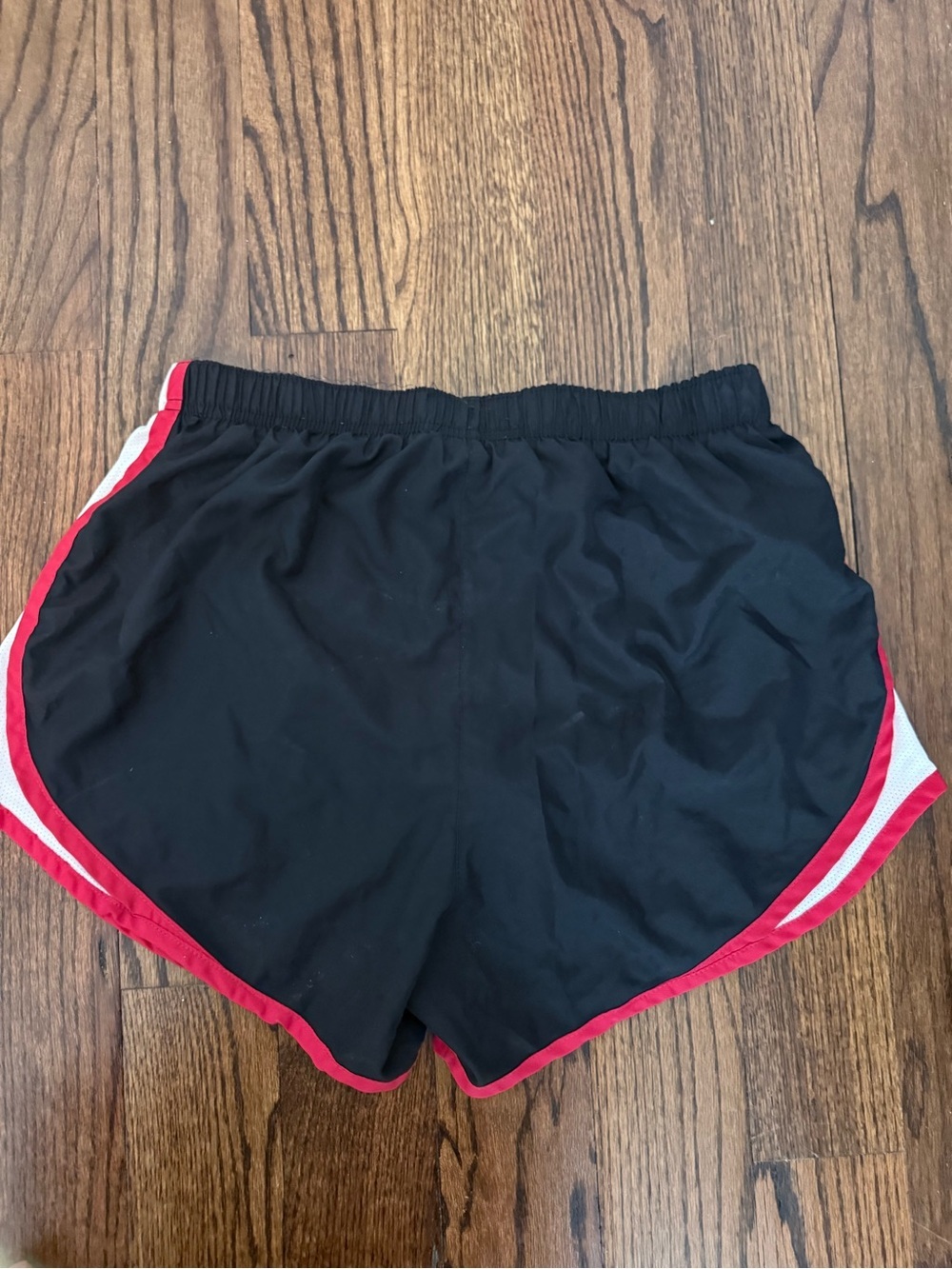 Nike Georgia Bulldogs Black & Red Women's Nike Running Shorts - Picture 4 of 4